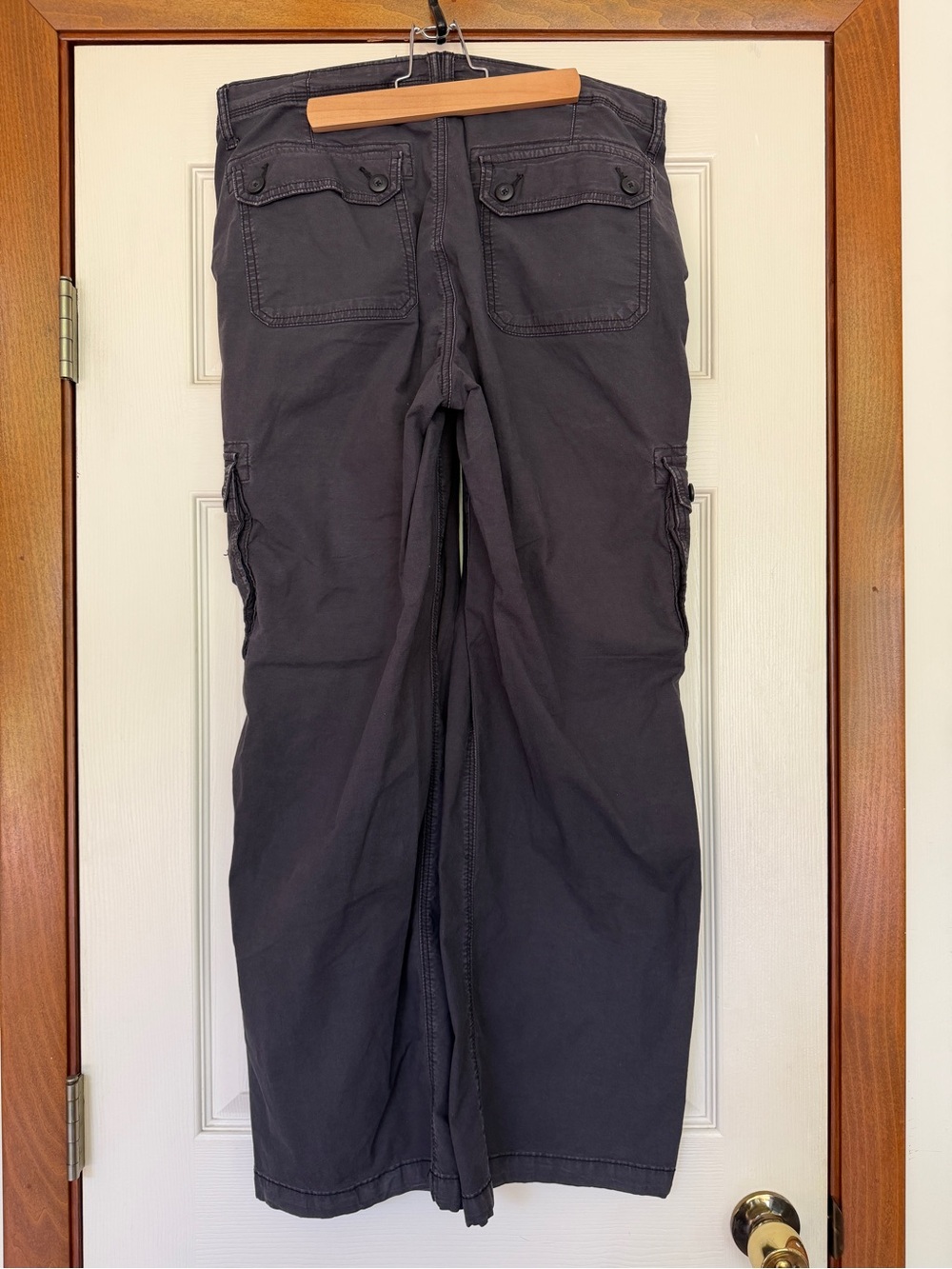American Eagle Outfitters Cargo Pants in Dark Grey - Picture 5 of 6